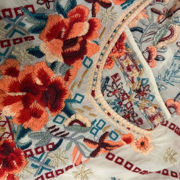 Embroidered Floral Johnny Was blouse /top - Picture 3 of 3